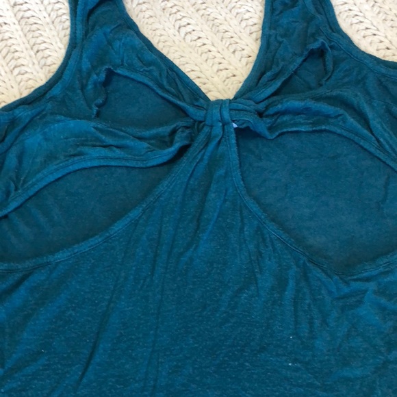 Crop Tank Top without cut out - Picture 4 of 4